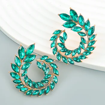 Fashion Design Swirl Alloy Diamond Rhinestone Flower Trendy European and American Geometric Stud Earrings For Woman