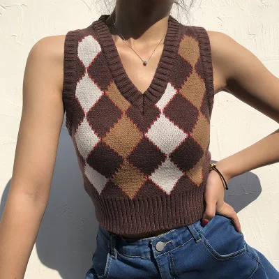 argyle cropped sweater vest