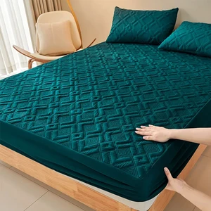 Wholesale Factory Price Solid Color Waterproof Bed Cover Mattress Protector Bed Sheet Waterproof Plain Bed Cover