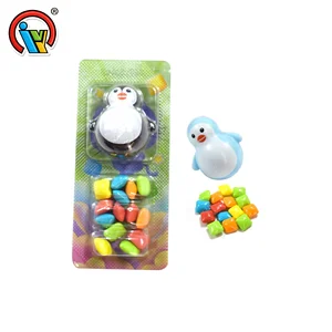 Toys Supplier Tumbler Penguin Toy with Bubble Gum Candy Sweet
