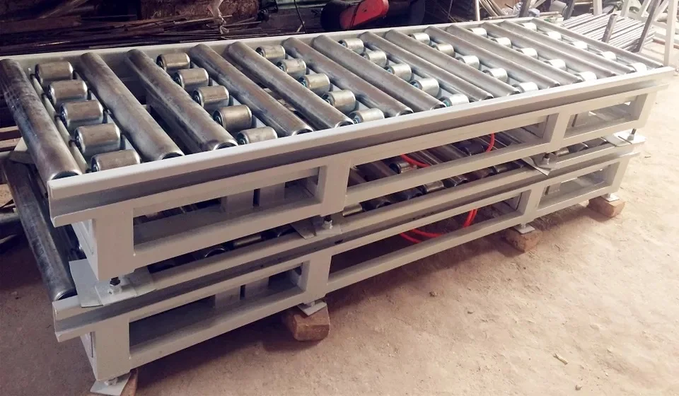 Hongrui Unpowered Zinc-Plated Steel Table Roller Conveyor For Packing Finished Product