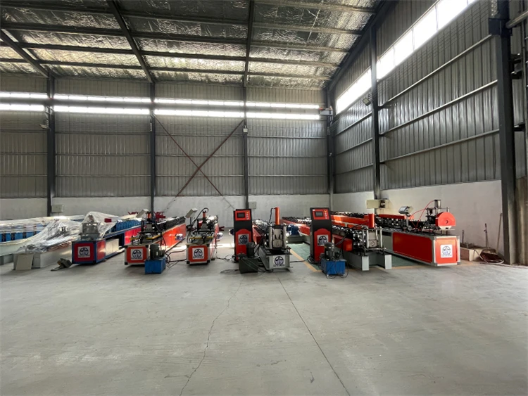 Automatic Steel Roller Shutter Door Slats Making Roll Forming Machine for Ce Certificate