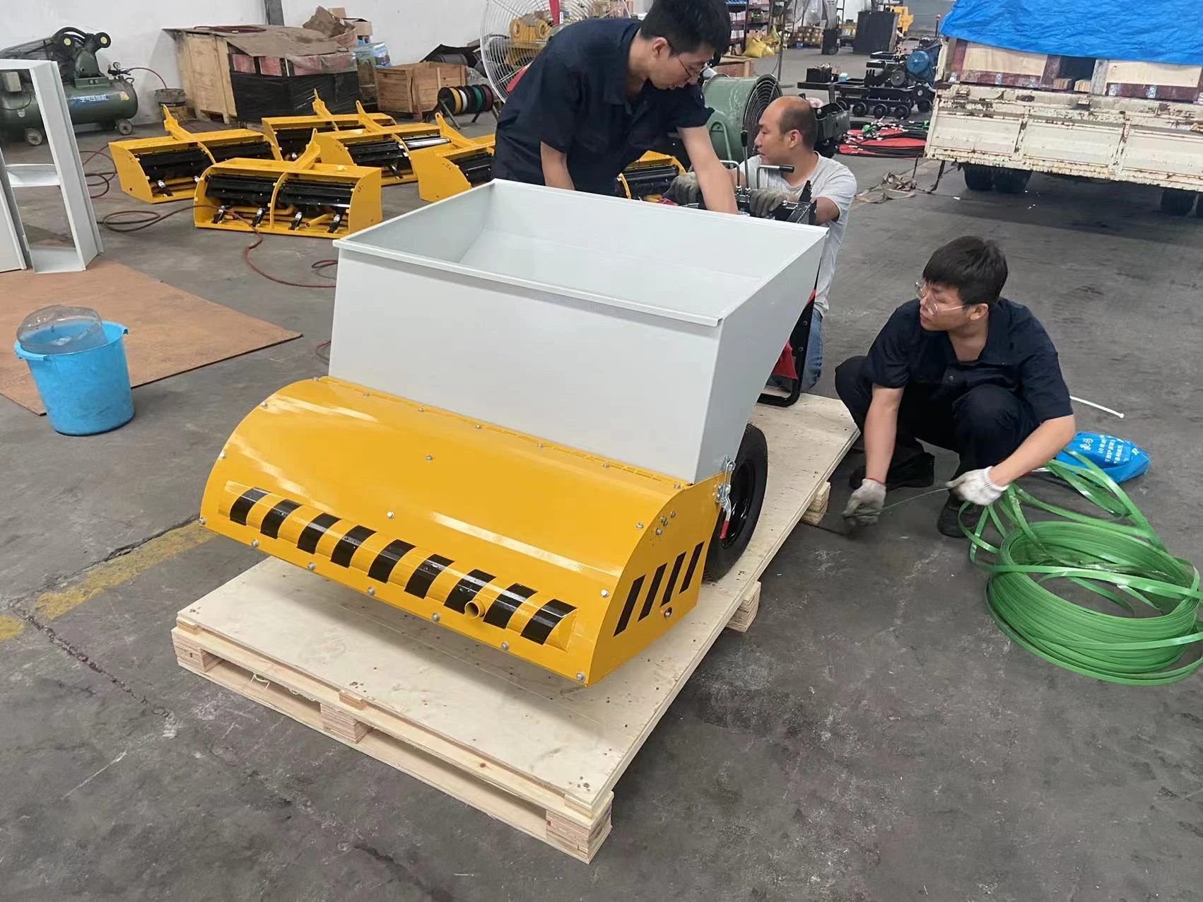 Curb Concrete Curb And Gutter Slipform Machine Asphalt Curb Machine For