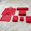 สีแดง