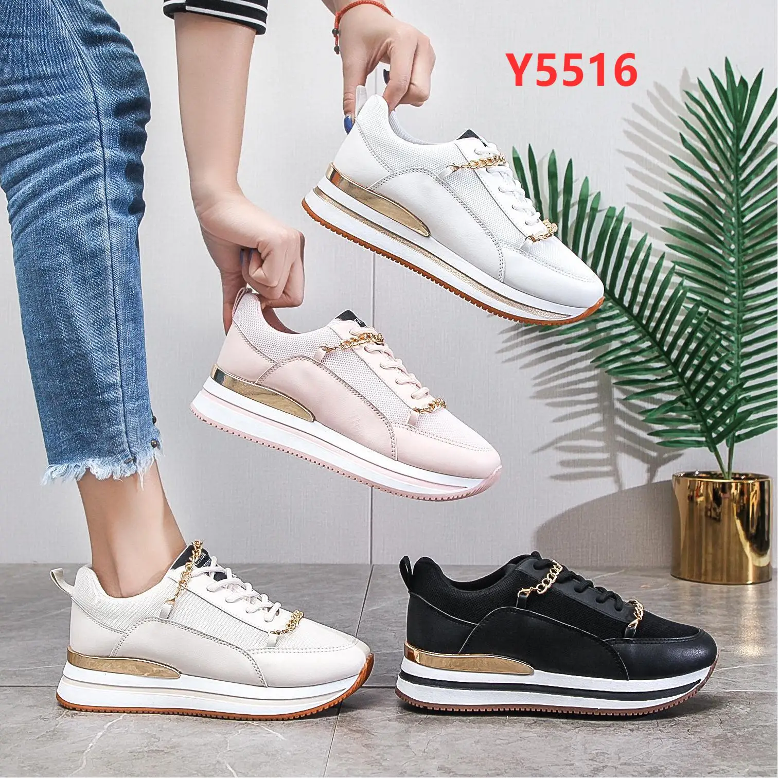 Fashion walking shoes Running Sneakers New Arrivals Girls Lace Up Suede Fashion Casual shoes