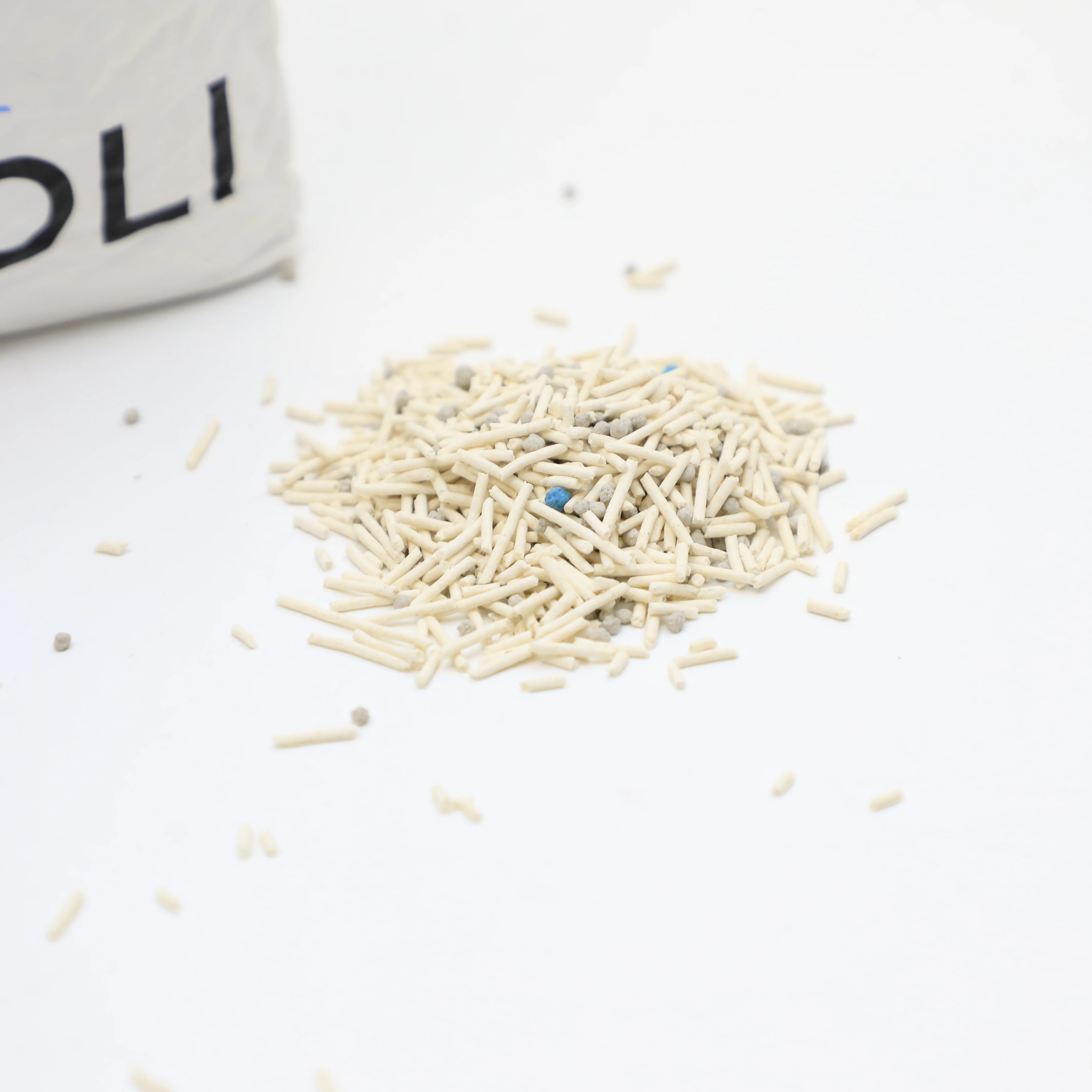 China Factory Cat Litter Suppliers Customizable Pet Cat Sand 6l Mixed