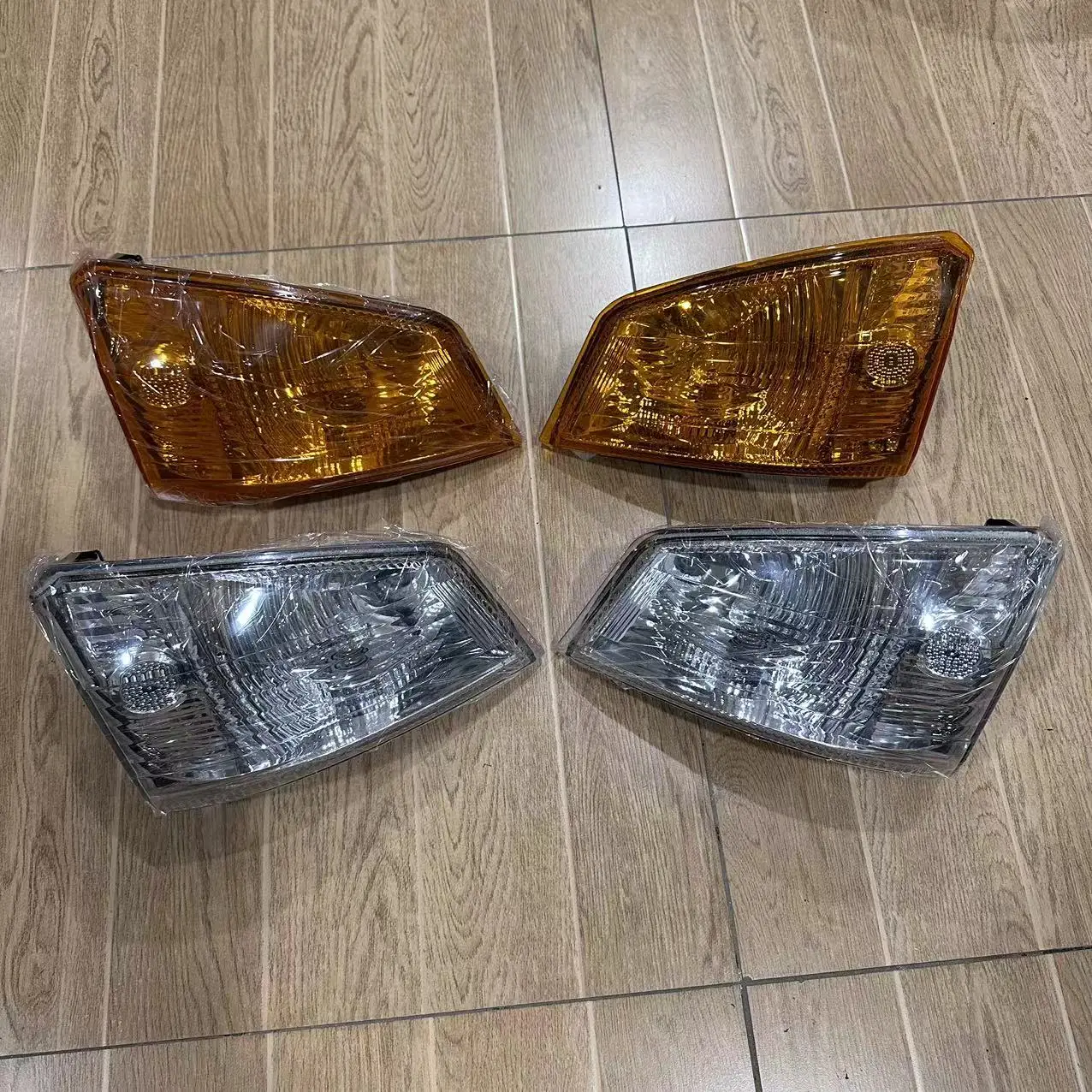 GHCD Yellow/white New Product High Quality Factory Price Japanese Truck Hin Victor Bulb-type Corner Lamp