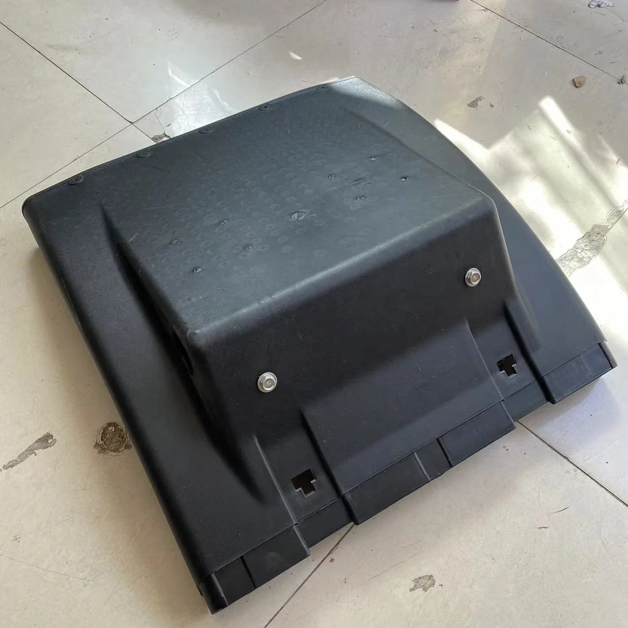 はつこ Крыло заднее (задняя часть) Sitrak C7H Howo T7H WG9925954031