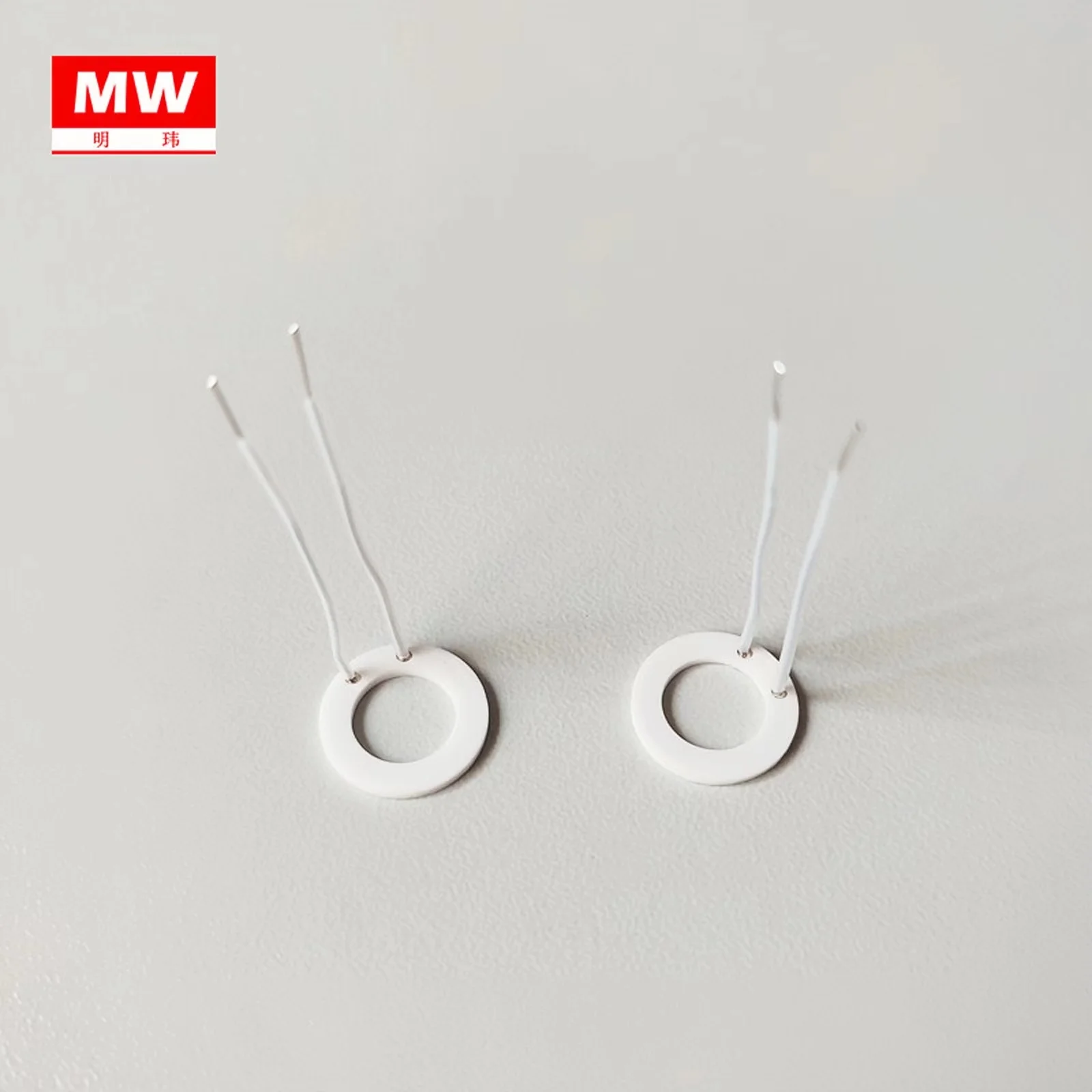 Customize MCH Ceramic Circle Heater Alumina Heat Plate Heating Element