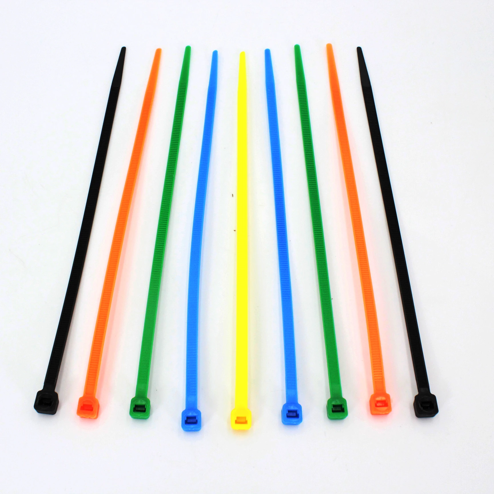 Customized Colors are Accepted Cable Ties Made of Nylon 66