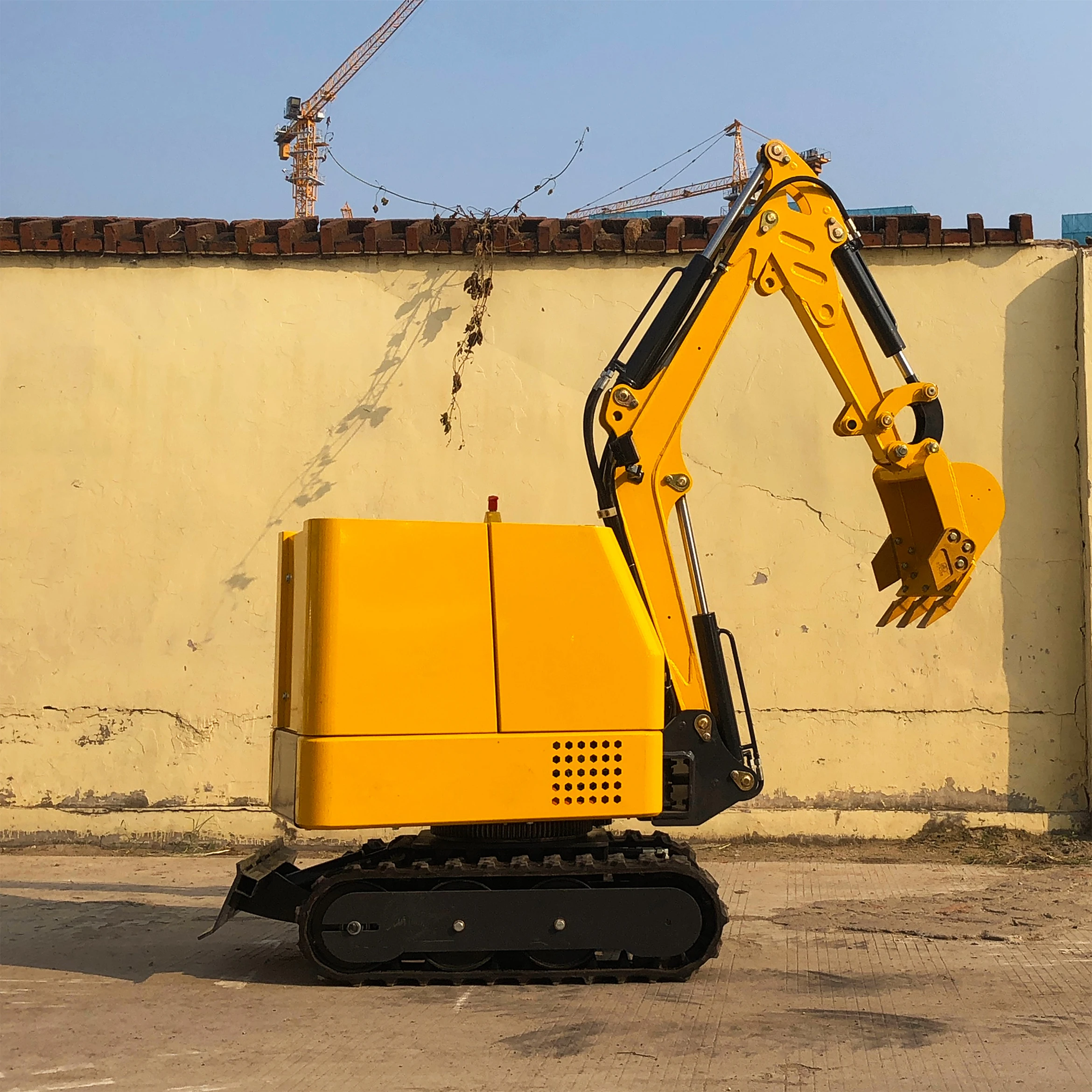 ANTS Brand Smart Remote Control Electric Mini Excavator