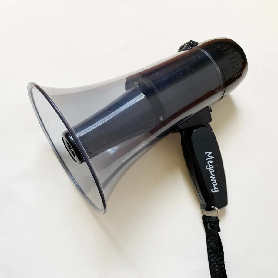 rechargeable bullhorn