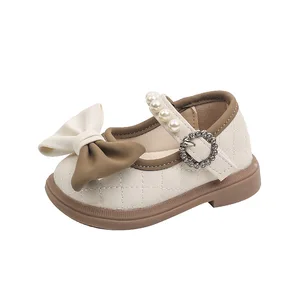 Wholesale Kids Designers Shoes Leather Bow Pearl Kids Princess Shoes Soft Sole Baby Girls Princess Dress Shoes