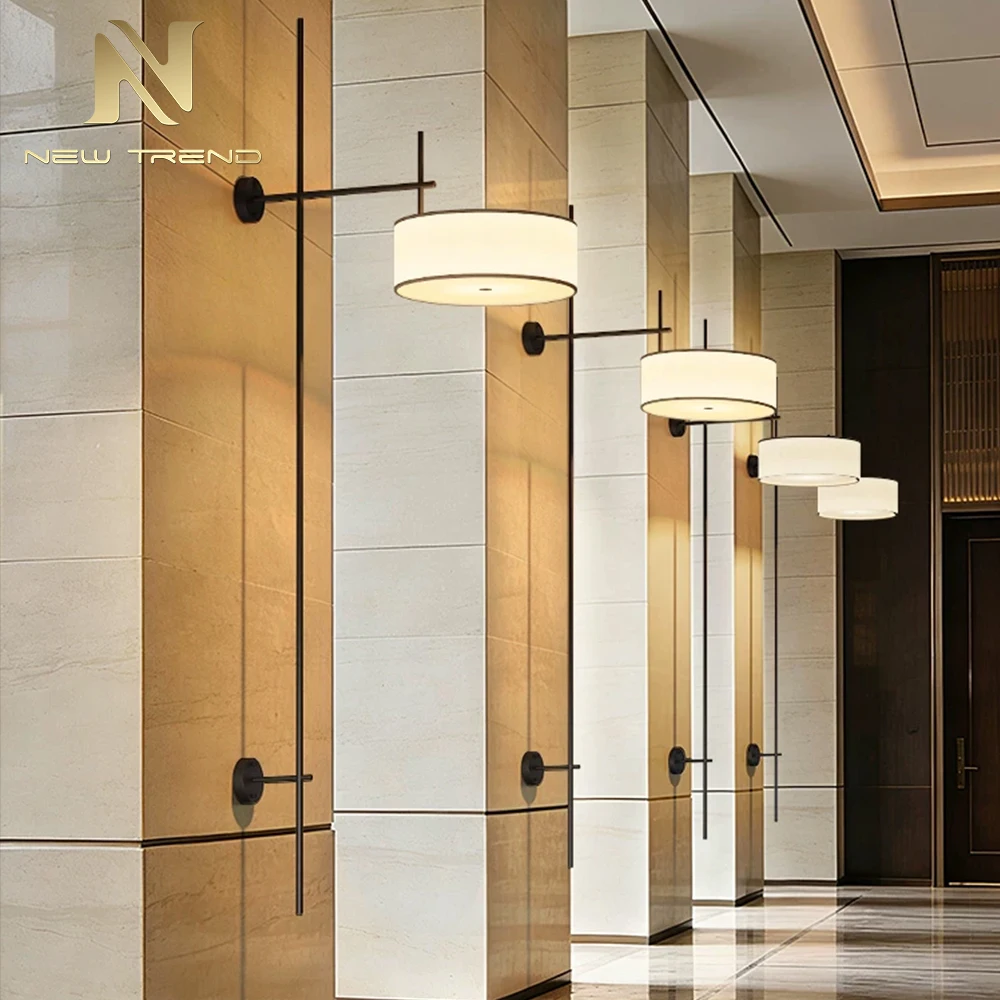 Applique murale noire linéaire moderne CPL-482 – Lampe à tube LED verticale minimaliste pour chambre d’hôtel