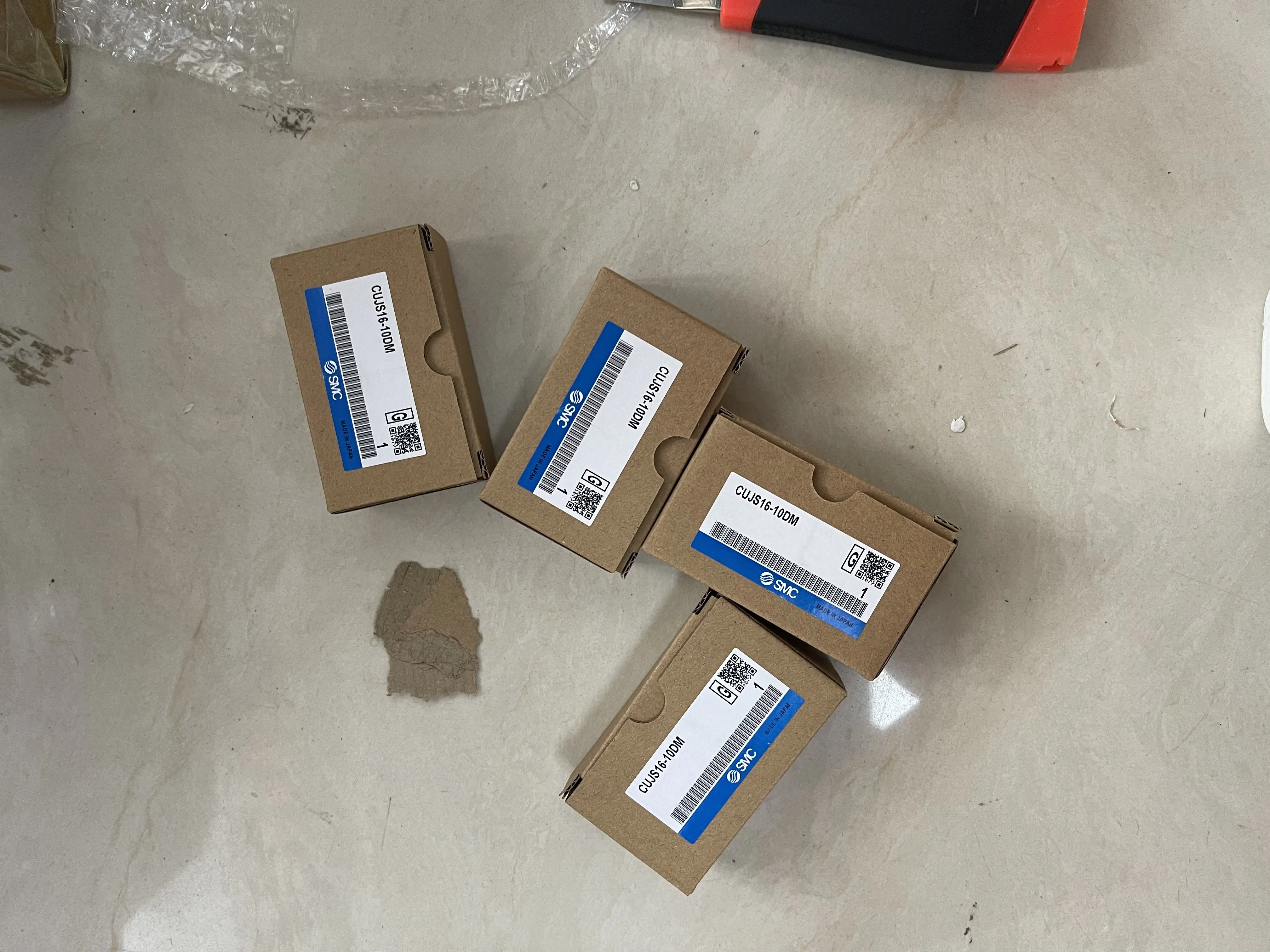 SMC Pneumatic Cylinder CDU16-10DM