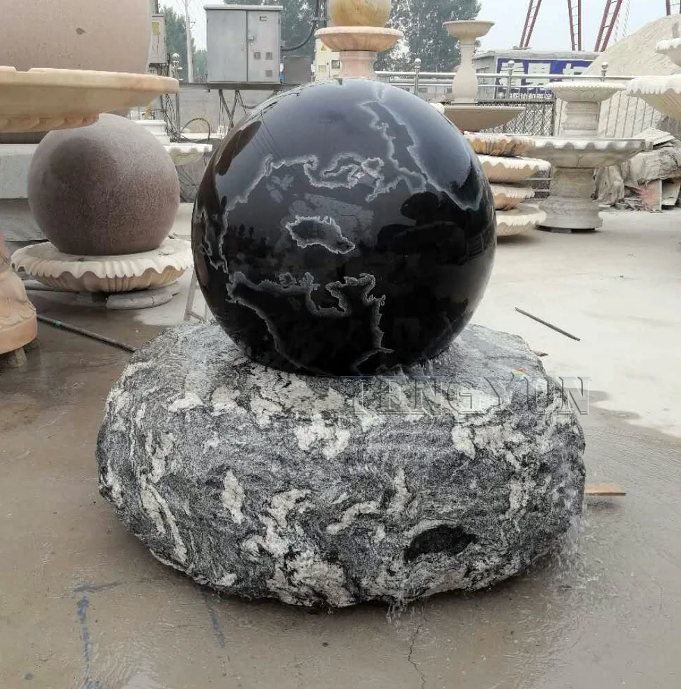 黒い大理石の球体置物 屋外庭園用黒御影石大理石球体回転噴水、モダンなデザインと高度に磨