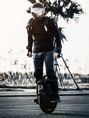 INMOTION V11 成人用電動一輪車 最大荷重120kg・航続距離120km