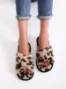 beige con stampa leopardata