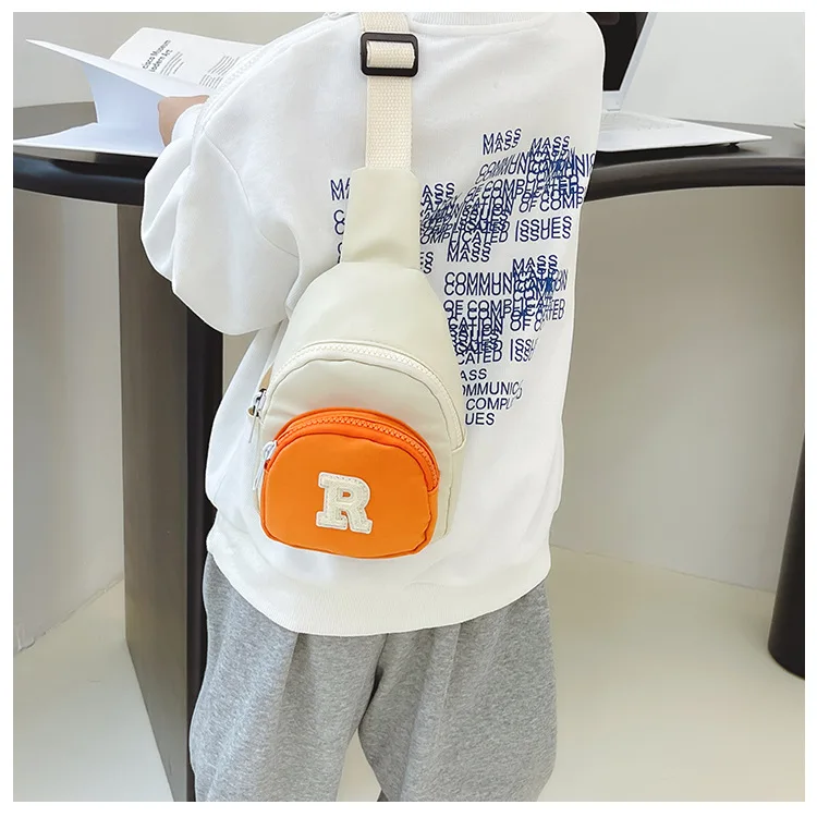 Hot Children's Casual Nylon Zipper Crossbody Bags Boys and Girls Embroidered Letter Shoulder Chest Bag