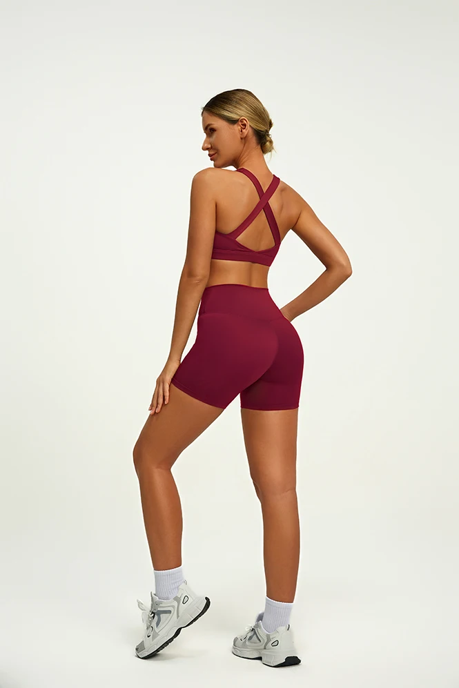 Wholesale Custom Logo 2 PCS Tummy Control Sportswear Set Seamless Cross Back Yoga Tops Scrunch Hot Sexy Yoga Bra for Women