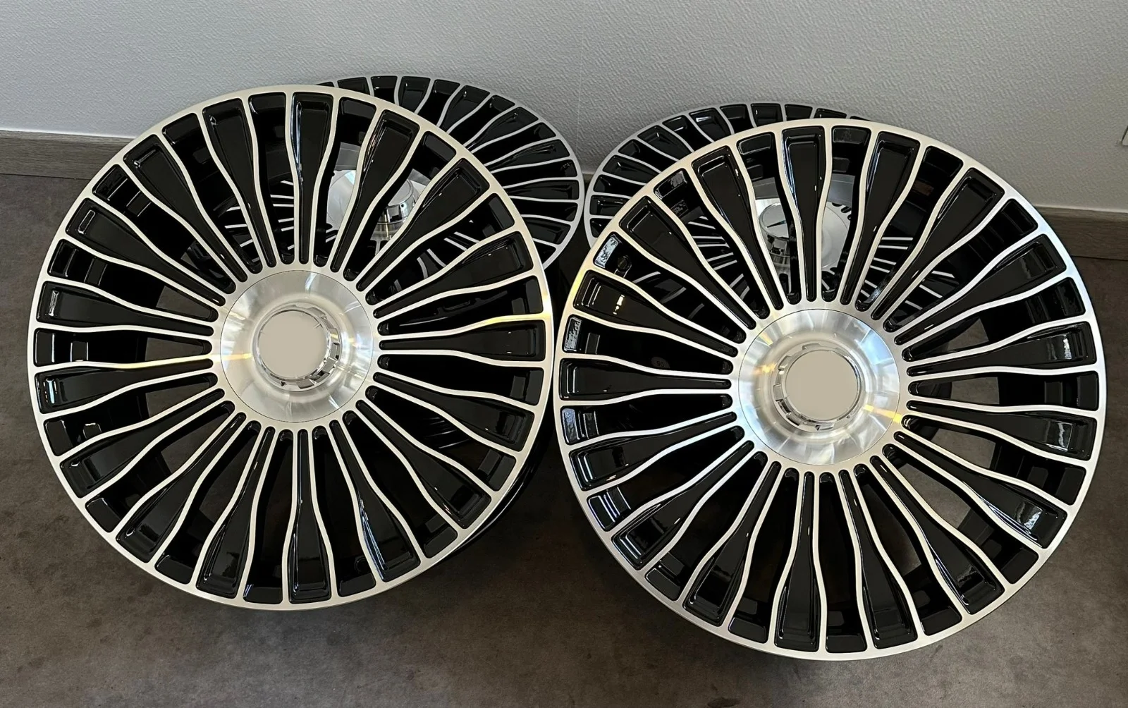メルセデス/マイバッハベンツ5X112ホイール用高級ライン20インチ