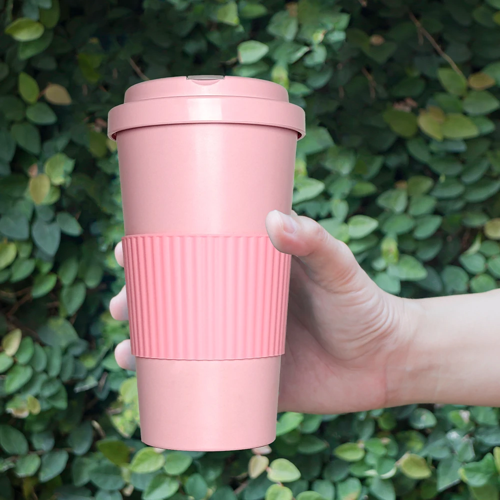 Large Volume 20oz Recycle Bamboo Fiber Coffee Water Cup Tumbler Screwed Lid Two Ways of Drinking Silicone Band Heat-insulated