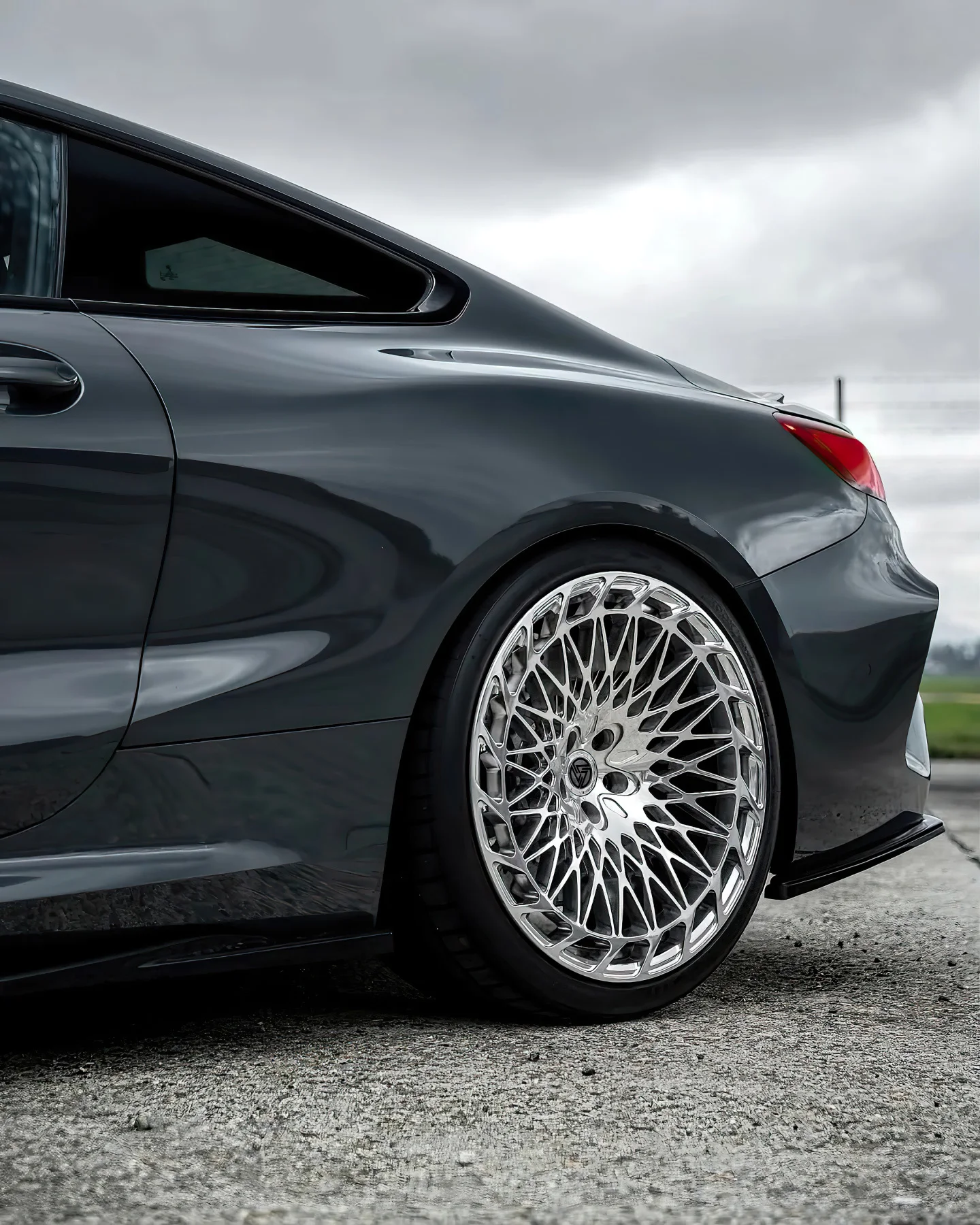 XINLAI 1-Piece Silver Finished Custom Forged Wheels 5x112 5x120 5x114.3 Wheels 17 18 19 20 21 22 23 Inch Car Alloy Rim - Image 1