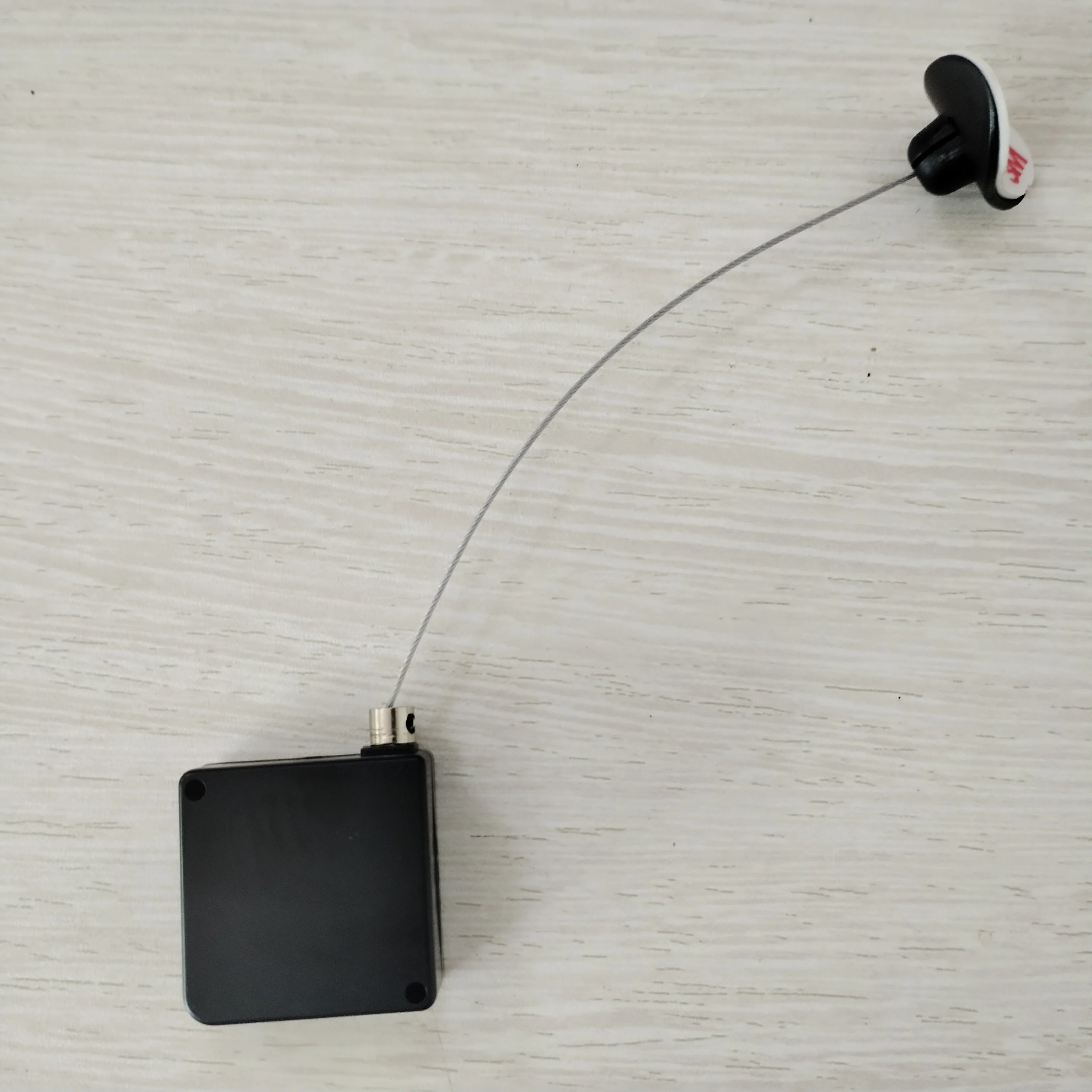 INSHOW B1103 Stretch Security Pull Wire Box Product Security Steel Cable  Retractable Anti-theft Chain Automatic