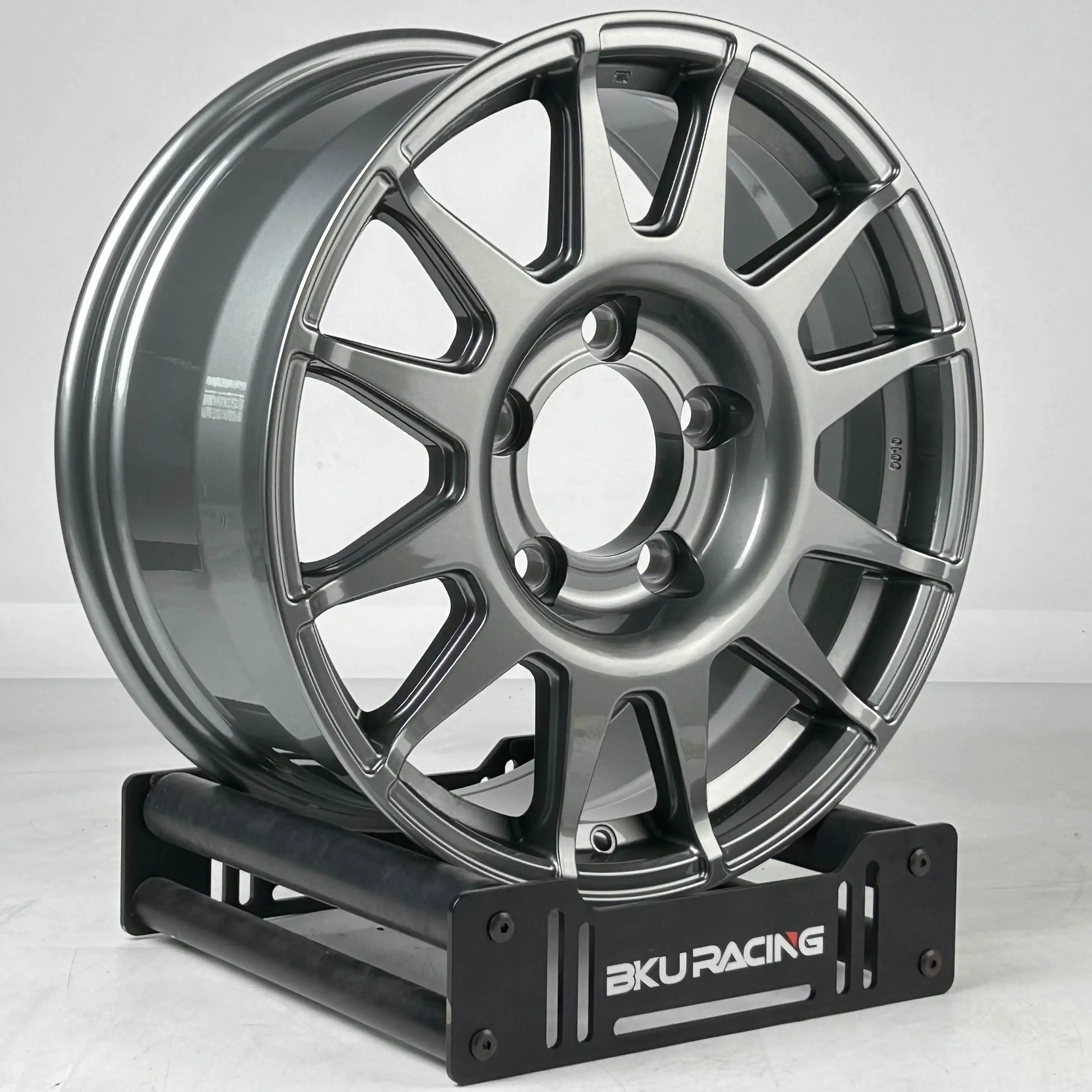 ランドローバーホイール ランドローバー旧型ディフェンダー90用Bku鍛造5x165.1ホイール、16