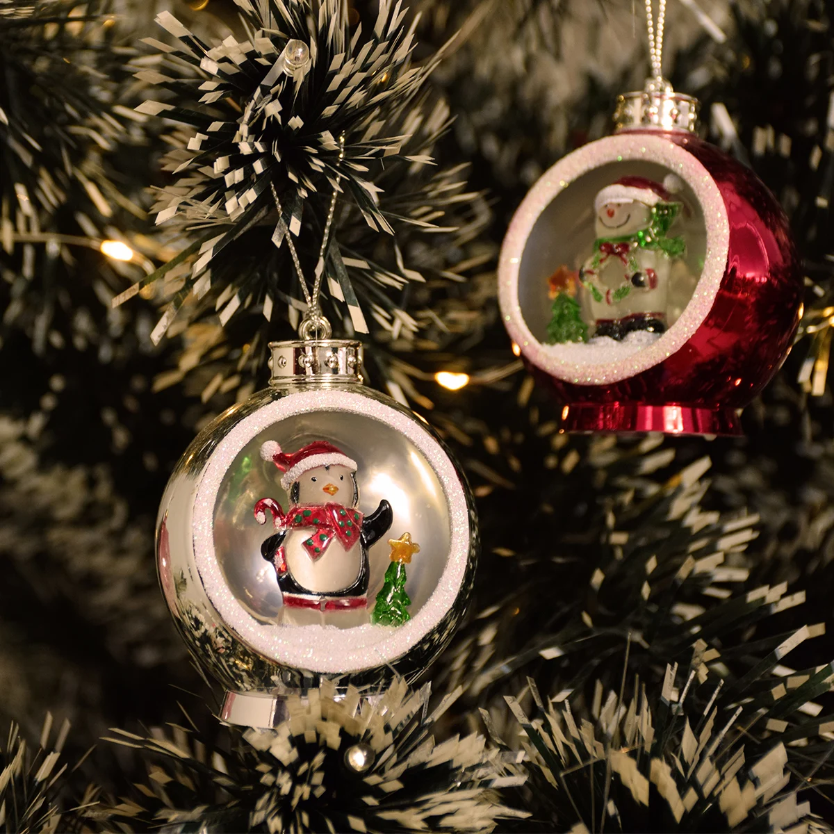 Christmas tree hanging decoration round rattan glass material sphere balls with snowman  inside supplier