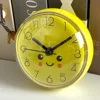 Reloj con ventosa - Cara pequeña amarilla (7 cm de diámetro)
