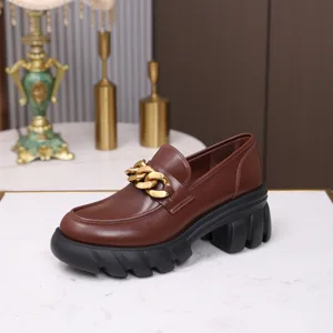 Retro British Style Chain Decoration Sheepskin Upper Women's Faux Suede Shoes Comfortable Faux Suede Rubber Sole Loafers Shoes