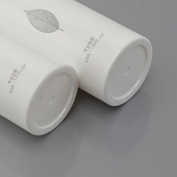 Customized Eco-Friendly 15ml 30ml 50ml Refillable PP Airless Pump Bottle for Face Cream and Sunscreen Lotion Packaging
