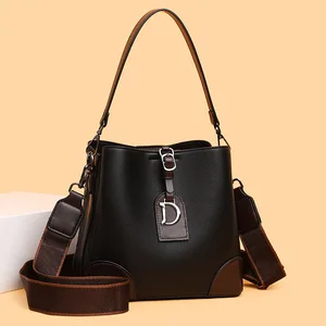 2026 New Ladies' Bucket Tote Bag Large-capacity Luxury Fashion Zipper Closure Crossbody Bag with Polyester Lining