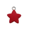 Estrellas esmeriladas de resina roja.