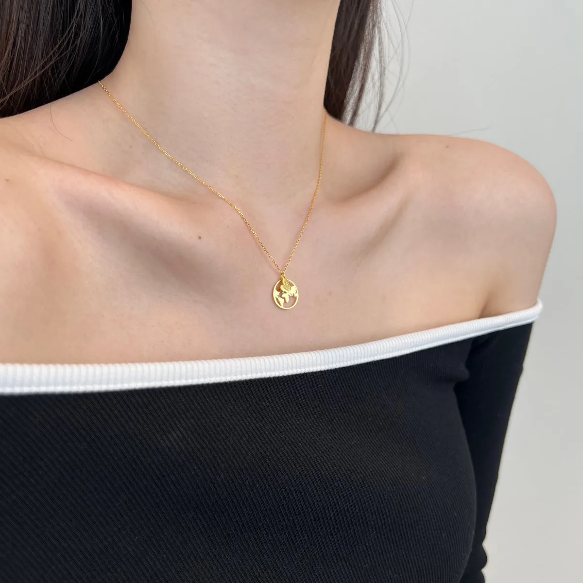 KAKODIY Matte 925 Sterling Silver Travel Globe World Map Pendant Necklace Round 18K Gold Plated Hollow Necklace for Women detail 3