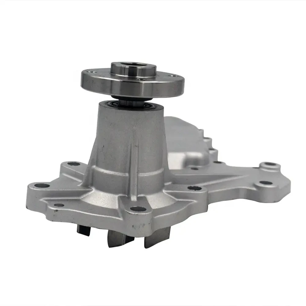 IZUMI 25-37581-10 Water Pump for Carrier Industrial Engine Parts