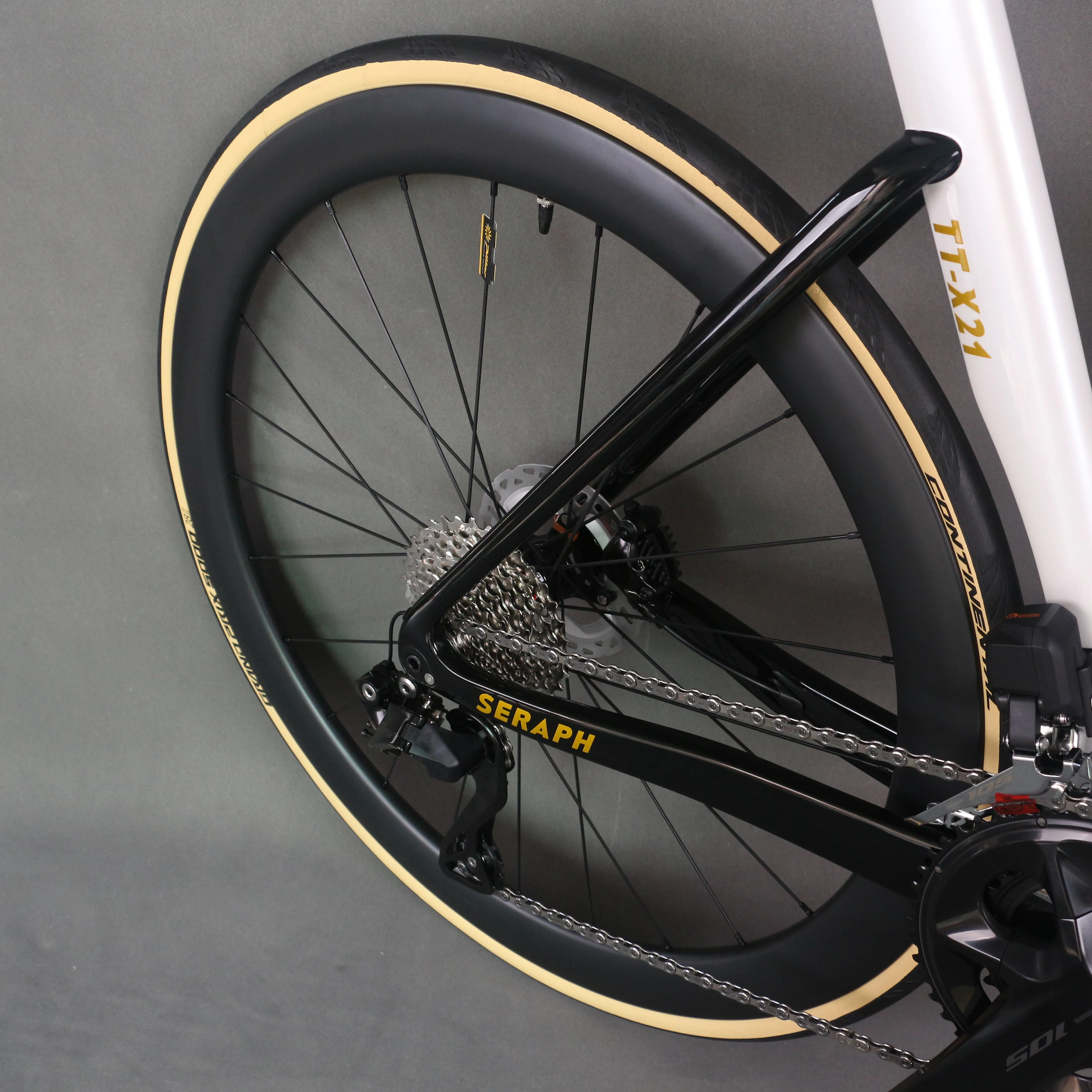 SERAPH Bicycle Carbon Frame Disc Brake Bike All Inner Cable Bicycle Carbon  Wheels Complete Bike 105 R7170 Di2 Groupset TT-X21