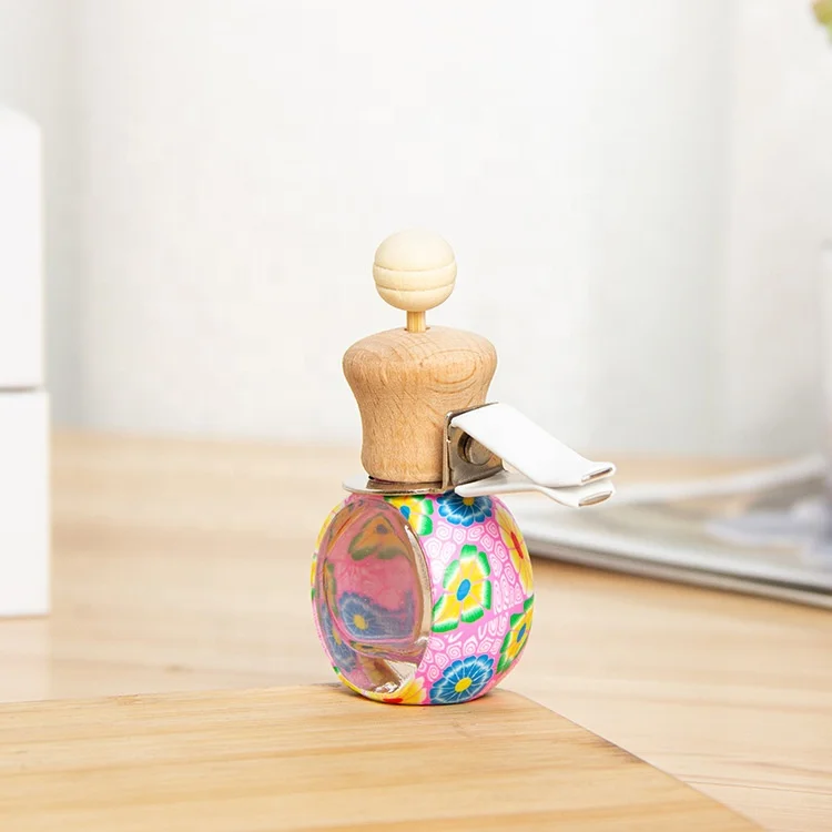 Wholesale 10ml Empty Air Freshener Diffuser Bottle for Vent Colored Car Diffuser Perfume Glass Bottle With Wooden Cap