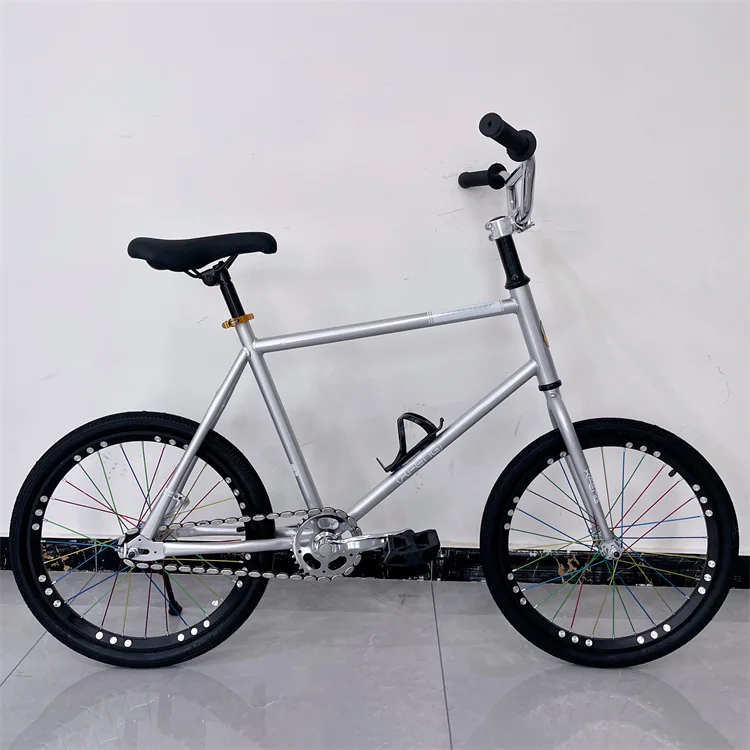 Bicicleta Bmx com quadro de fibra de carbono com garfo pneu cor 20