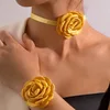 24799-amarillo
