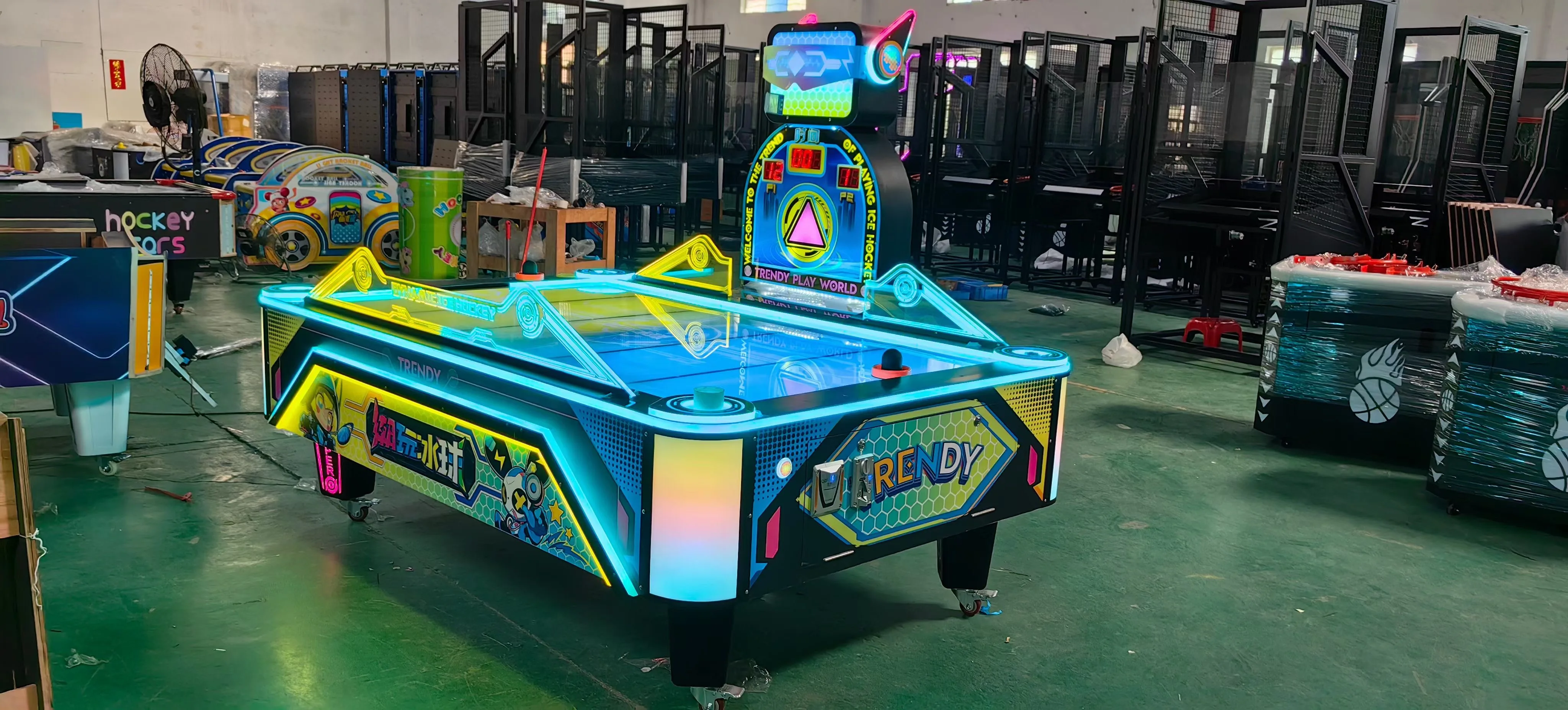 Funpark 2-Player Indoor Arcade Amusement Machine Coin Operated Sports Air Hockey Game Center Mini Wooden Features Board Material supplier