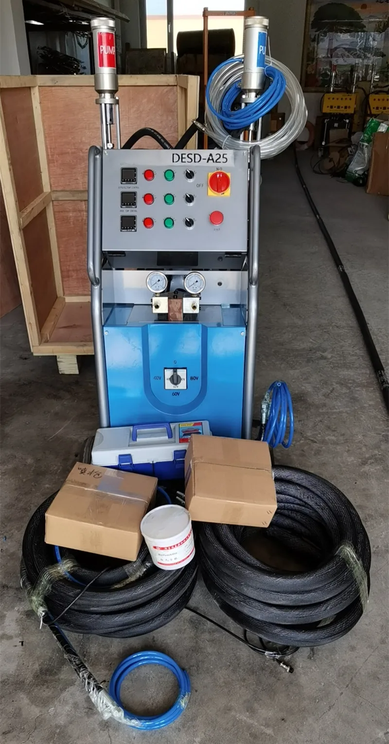 Pu Polyurethane And Polyurea Spray Foaming Machine Rig With Charging