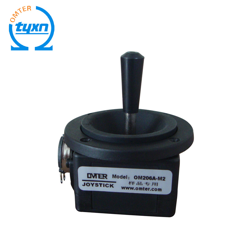 Двойной рычаг управления вращающийся вокруг оси