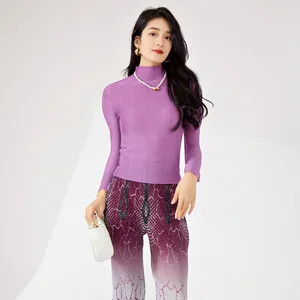 Wholesale Factory Direct Sale Latest Summer Women's T-Shirt High Quality Long Sleeve Casual Style Pleated Solid Color Top