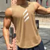 Khaki con motivo