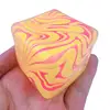 Cubo de hielo ondulado naranja, bolsa de 55 unidades.