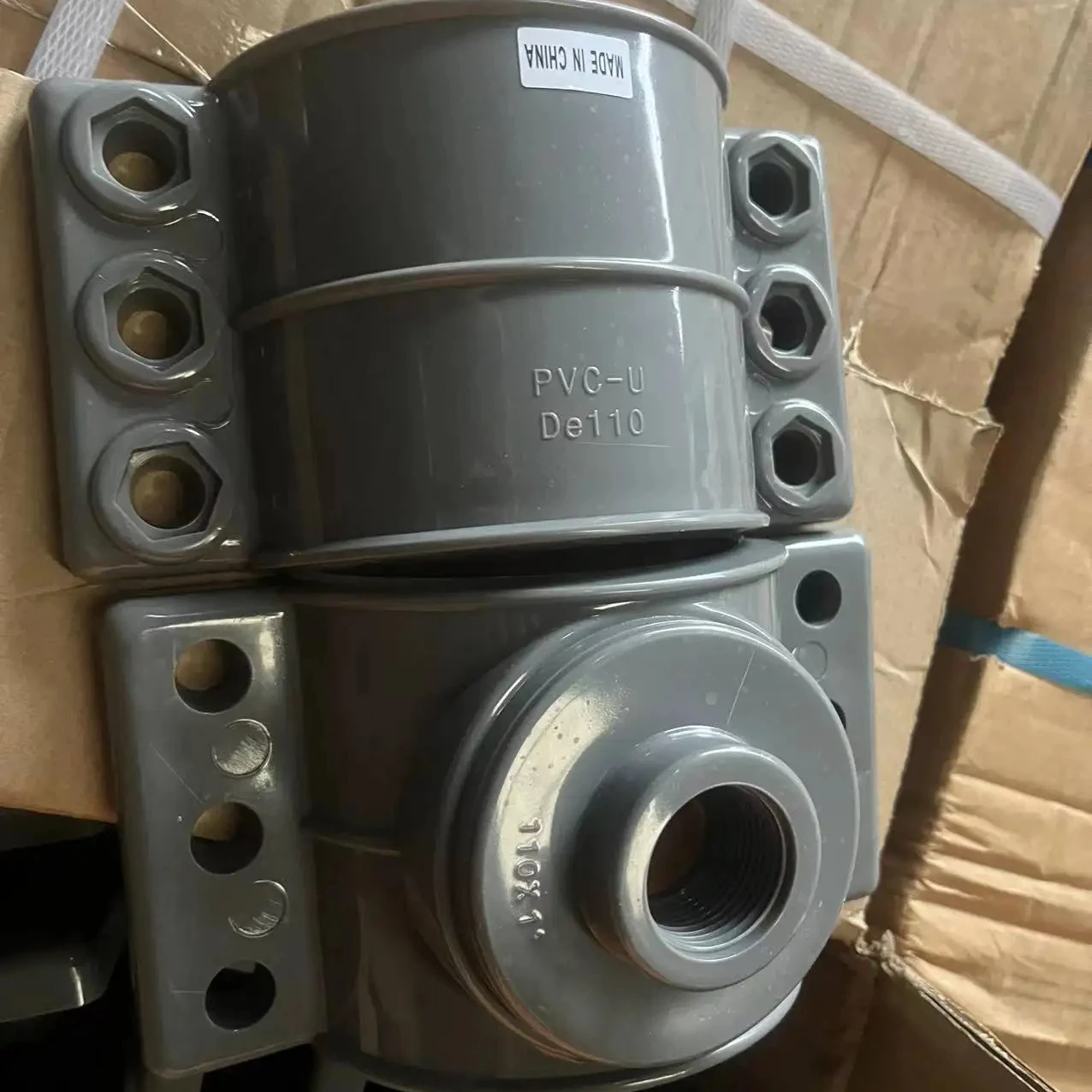 High Quality PVC Repairing Clamp Saddle UPVC Pipe Fitting Saddle Clamp for Water Supply Clamp Saddles