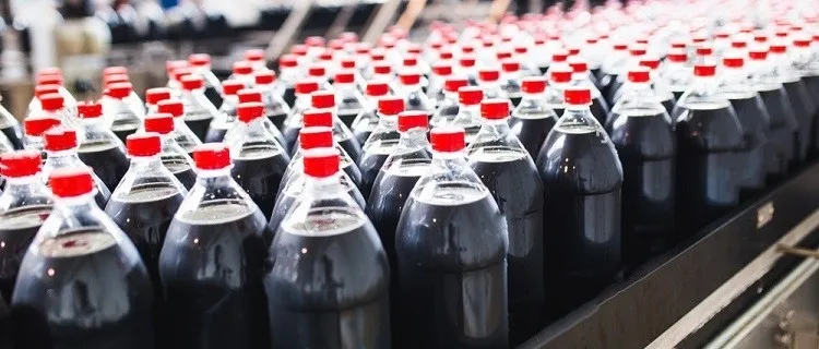 Automatic Beer Wine Alcoholic Beverage Processing Equipment Carbonated Drink Whisky Vodka Filling Machine 200ml Oil Capacity manufacture