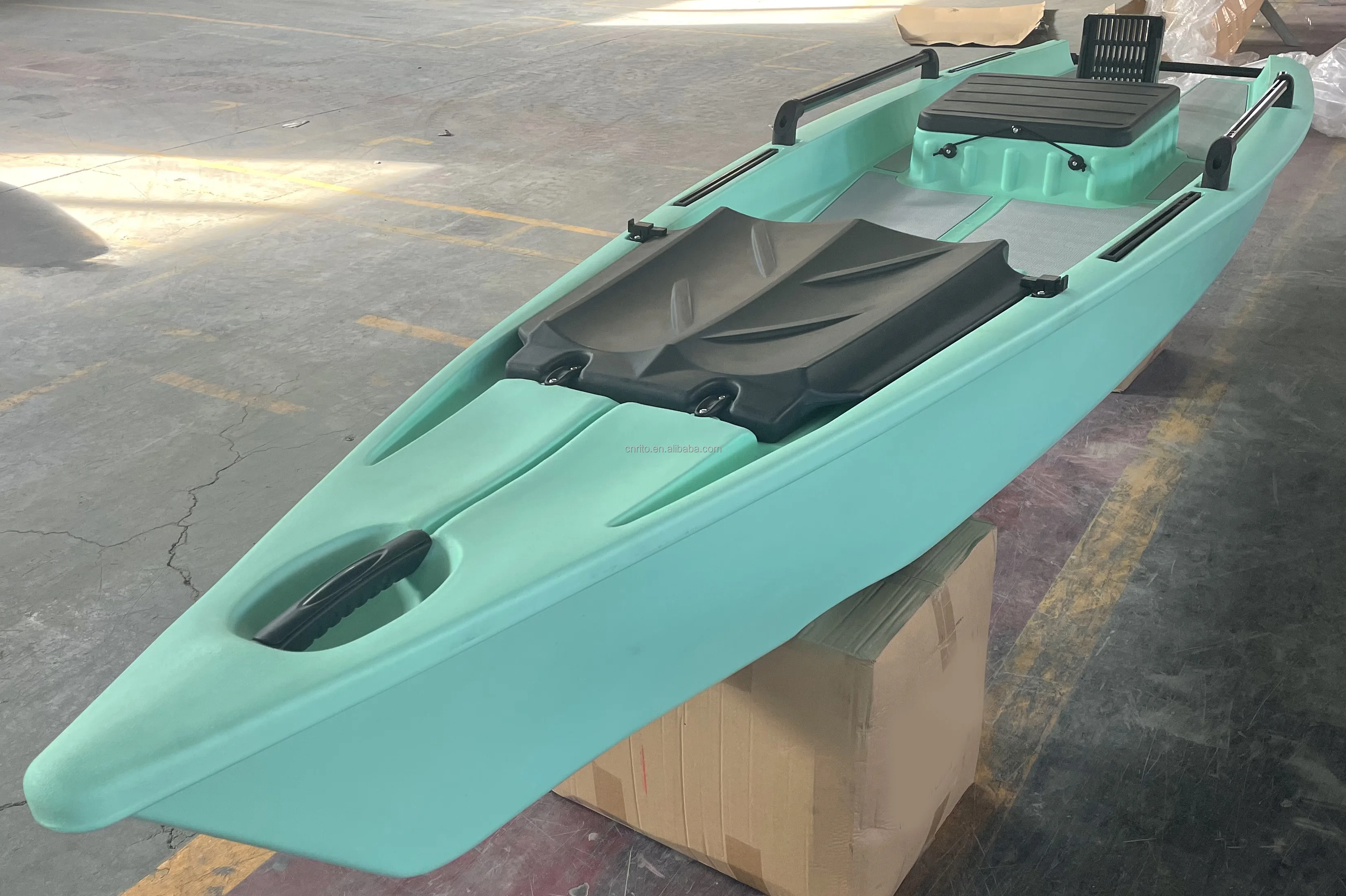 Coastal Outboard Engine Rowing Rotomolded Plastic Single Fishing Boats Solo Skiff With Motor